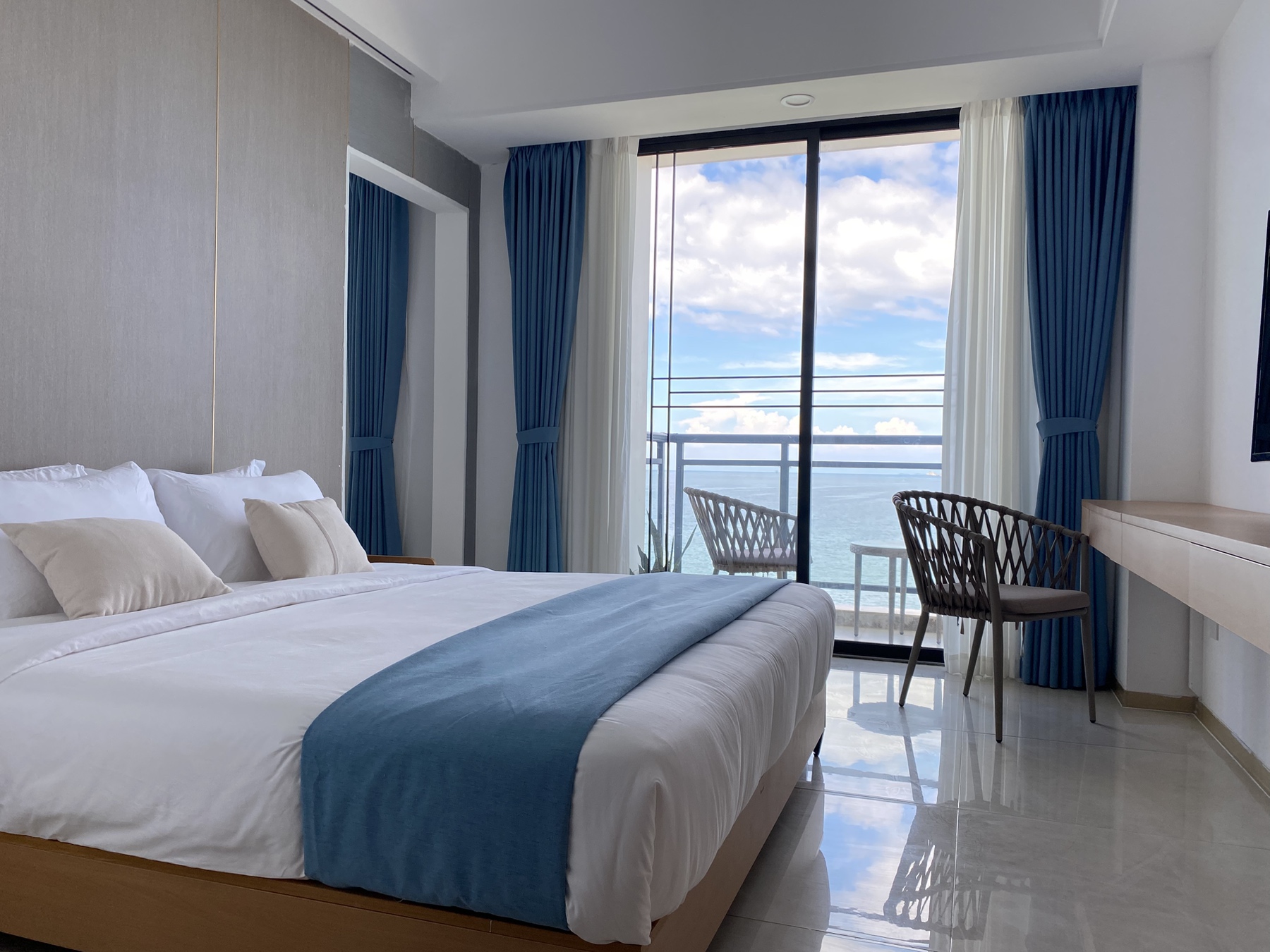 premium suite 1